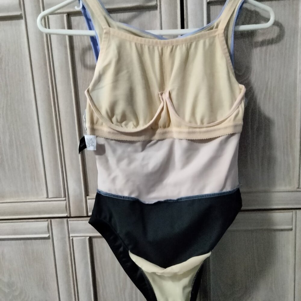 Miraclesuit One Piece Swimsuit, Size 10, Periwinkle and Black, NWOT - Picture 5 of 7